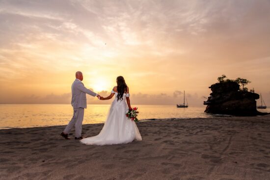 wedding couple at sunset in st lucia
